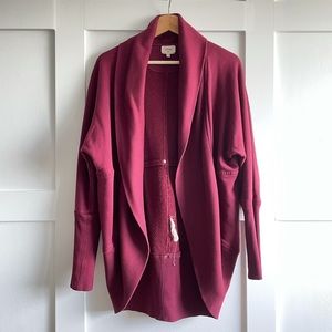 Classic Aritzia Sweater! ❤️